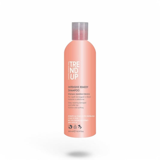 Șampon profesional pentru păr fragil și deteriorat – reparare intensă și fortifiere vizibilă.