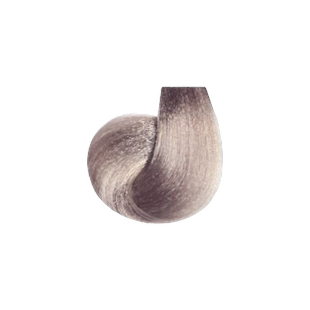 Nuanța 9.23 Beige Blonde oferă un blond foarte deschis cu reflexe bej naturale și rezultate profesionale de lungă durată.
